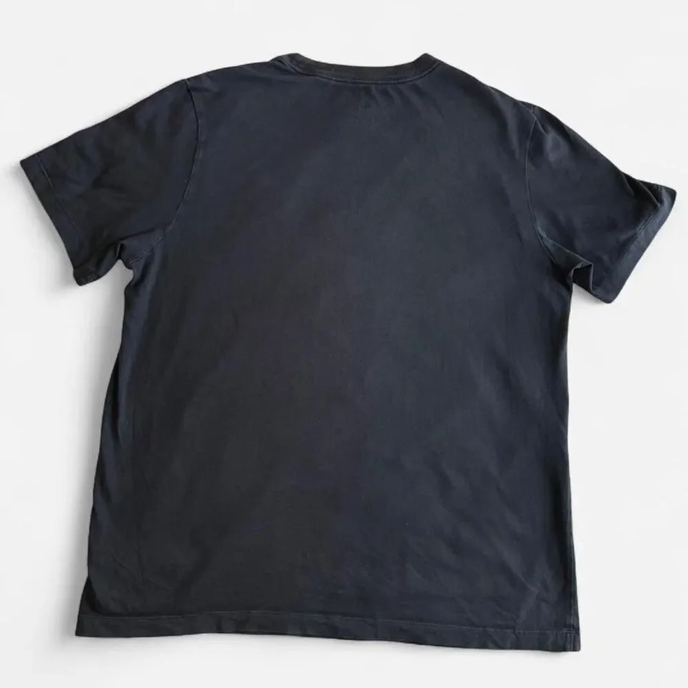 JORDAN Unisex L Short Sleeve Graphic Tee Black Red
